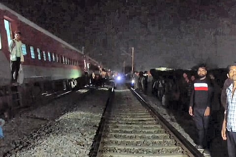 Sabarmati Express derailed near Kanpur